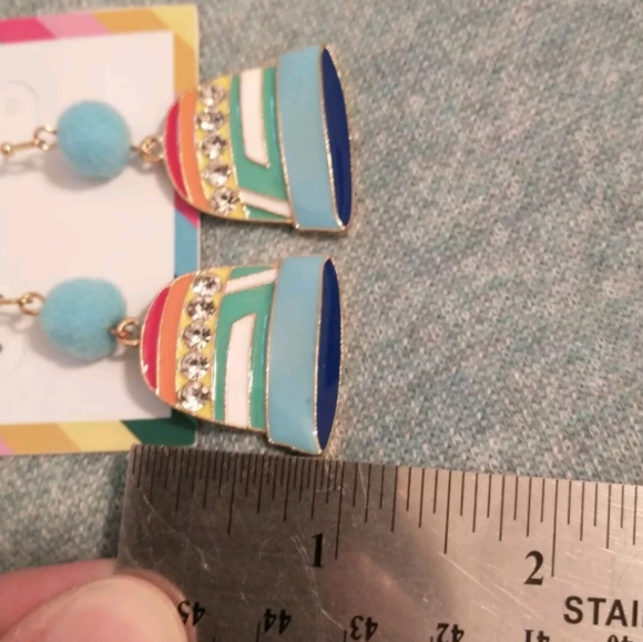 Pom Pom Beanie Hat Dangle Earrings - Picture 2 of 5